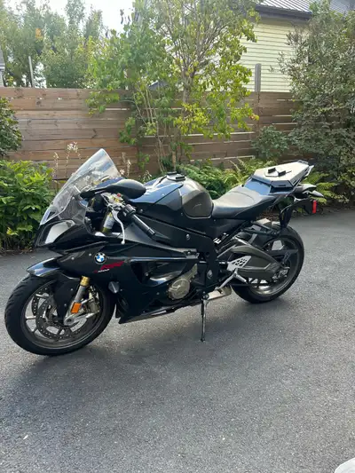 I am selling my magnificent thunder grey metallic s1000rr. I have owned it since new from 2010. Sell...