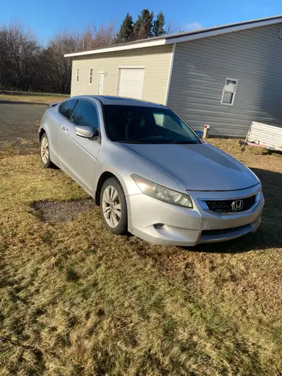 MVI good until August 2026 Winter and summer tires on rims Both alloy Rims Winters currently install...