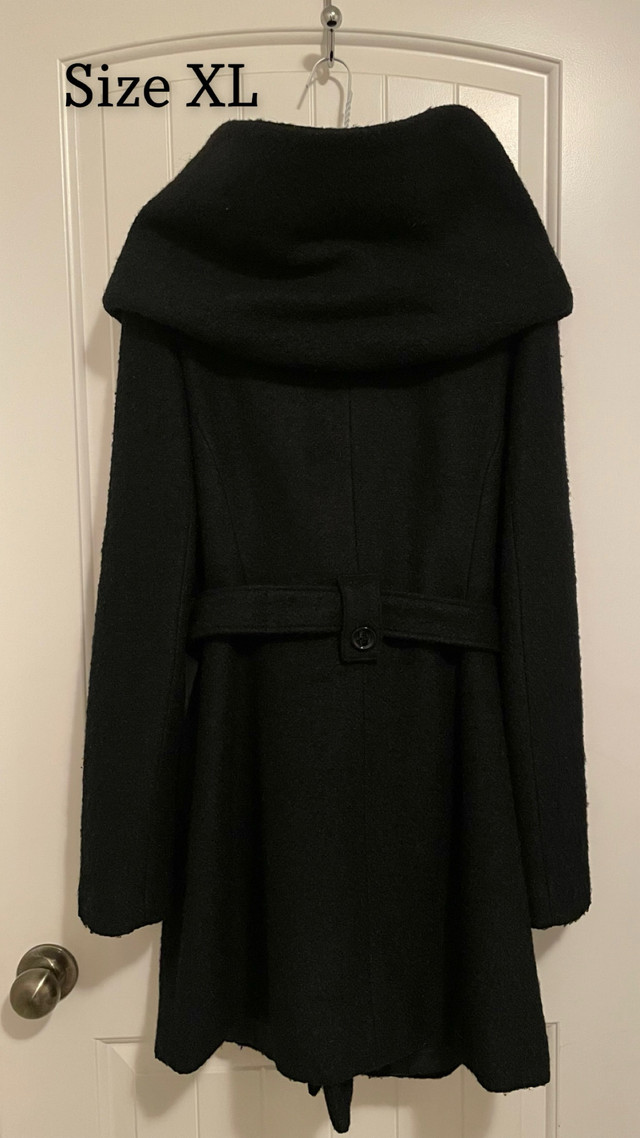 Ricki’s Hooded Long Winter Wool Coat in Women's - Tops & Outerwear in Kingston - Image 2