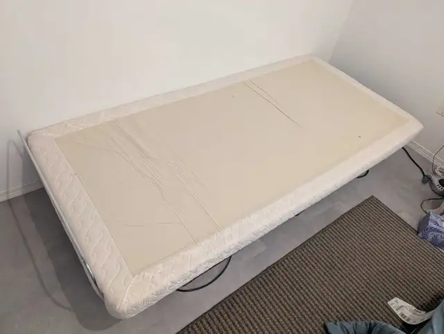 Hospital bed frame in Beds & Mattresses in Kamloops - Image 2