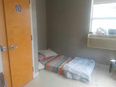 Private room rent in Downtown $585