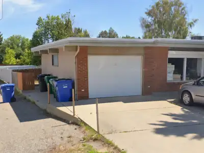 Super single, 14'x30', heated garage for rent. 1805 Lakeside Road S. Available July 1st