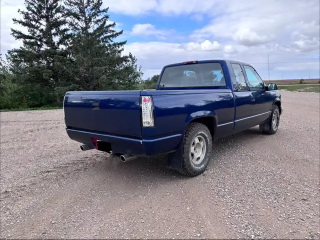 Chevrolet c1500566535370185134083