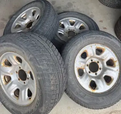 (4)- 265/65r17 Federal Winter tires in rims 6x139.7 Bolt pattern, 106.1mm Centre bore Tires have 7-8...