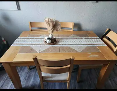Table à manger+4 chaises, View more