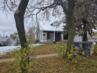 House still has some minor projects on the go but nothing major. Hot water tank and furnace were rep...