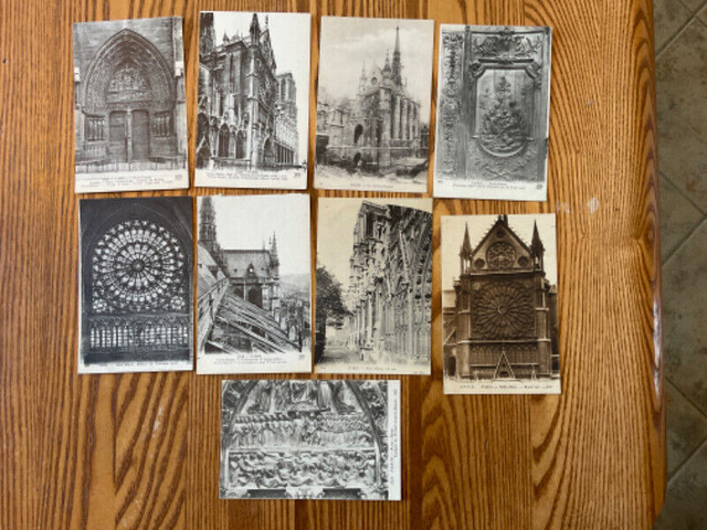 18 cartes postales différentes cathédrale de Paris.  ND PHOT. dans Art et objets de collection  à Saint-Jean-sur-Richelieu