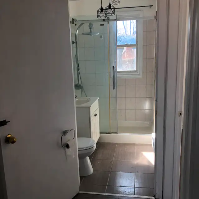 $650/month all included room rent From August 12, 2025 in Room Rentals & Roommates in City of Montréal - Image 10