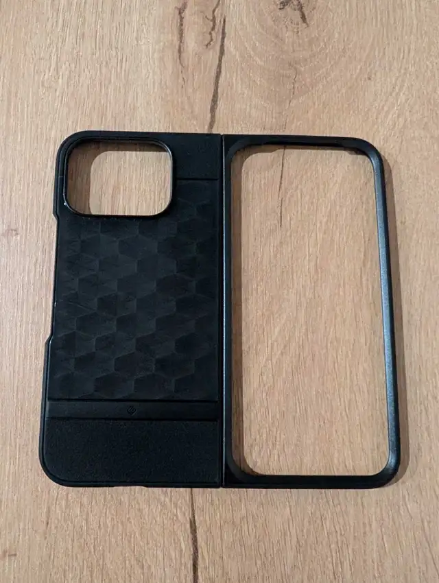 Caseology - Google Pixel 9 Pro Fold Case in Cell Phone Accessories in Ottawa - Image 2