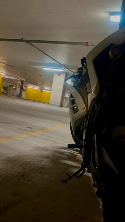 Selling my electric motorcycle Has brand new batteries the range on it is 30 to 50 km on a full char...