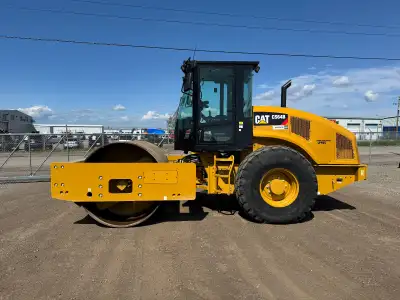 Cat CS64B Vibratory Packer 2340hrs Cab With A/C & Heat Cat C4.4 Diesel Engine 84” Drum Firestone 23....