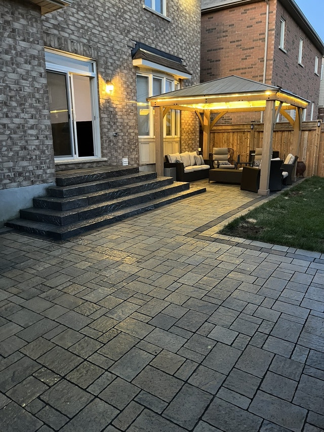 Concrete/ Paver Sealing Interlock, Paving & Driveways Brantford