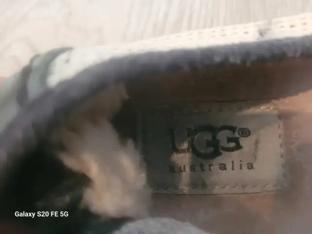 Ugg Espadrille in Women's - Shoes in Markham / York Region - Image 4