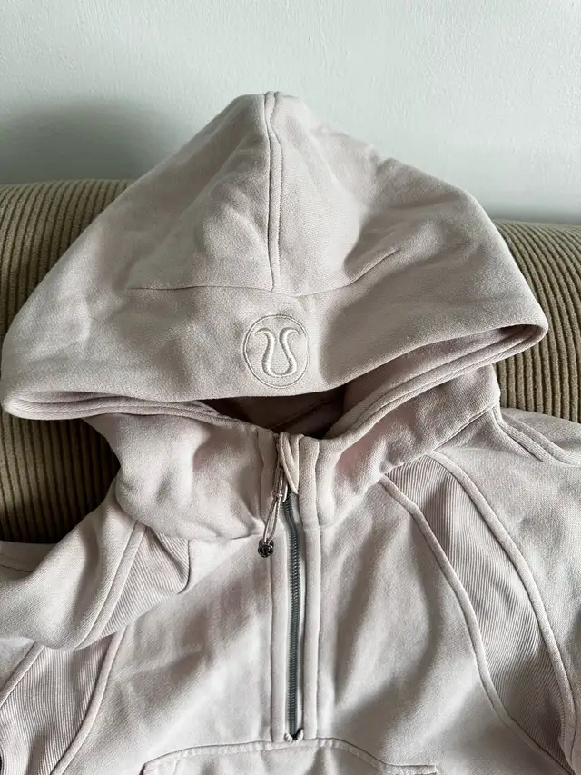 Lululemon Scuba Hoodie in XS/S – Baby Pink in Women's - Tops & Outerwear in Hamilton - Image 3