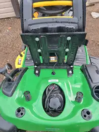 John Deere lawnmower tractor 