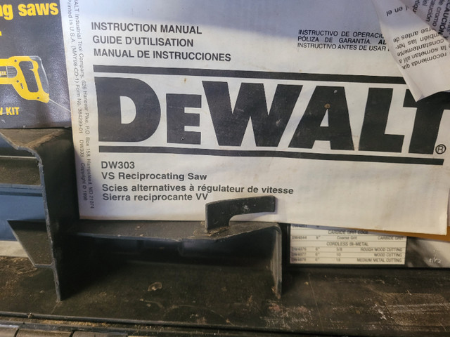 Dewalt , Makita and Ryobi reciprocating saws. in Power Tools in Gatineau - Image 2