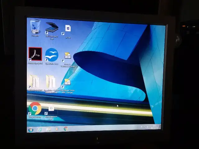Ecrans d'ordinateur in Desktop Computers in Saint-Hyacinthe - Image 2