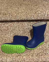 Toddler Size 9 Rain Boots