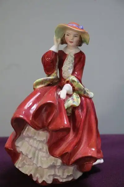 NEW Royal Doulton Figurine “Top O’ The Hill” HN 4778 (pd $270), View more