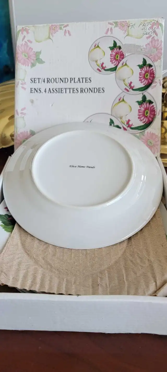Round plates, set of 4. New condition never used.  in Kitchen & Dining Wares in Calgary - Image 3