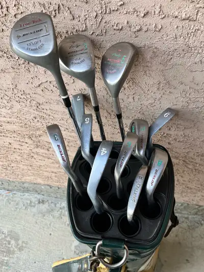 LADIES Adult Golf club set. RIGHT HAND w/bag. 13 piece set, View more
