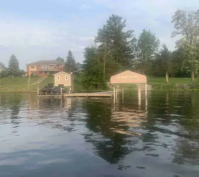 Serving Napanee and area for over 18 years. All aluminum docks and boat lifts. Commercial and reside...