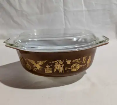 Vtg PYREX Early American 1 1/2 Qt Oval Casserole Dish w/ Lid , View more