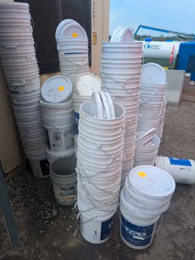 4 gallons white pail for construction jobs.