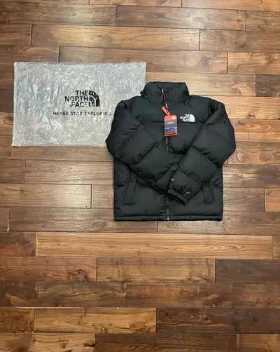 Brand new North Face black puffer jacket Sizes Medium available • Super warm for winter • Perfect co...