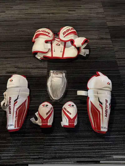HOCKEY PADS BRAND NEW, View more