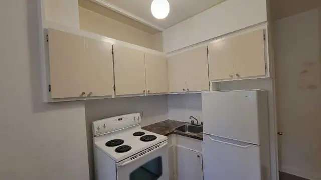 Studio for Rent on Jean Talon Ouest very near Metro and REM in Long Term Rentals in City of Montréal - Image 3