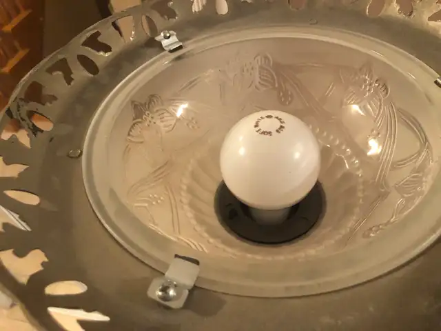 Gorgeous Standing Floor Lamp in Indoor Lighting & Fans in Markham / York Region - Image 8