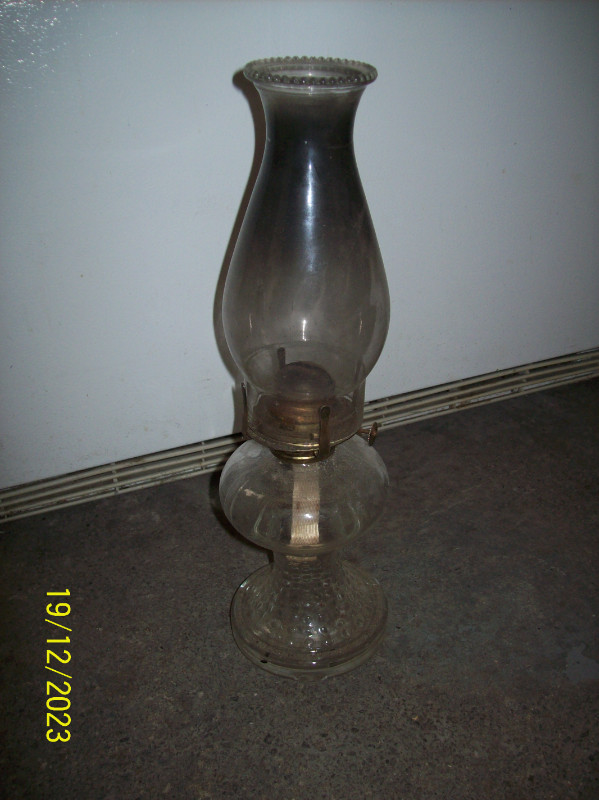 Vintage oil lamp in Arts & Collectibles in Cornwall