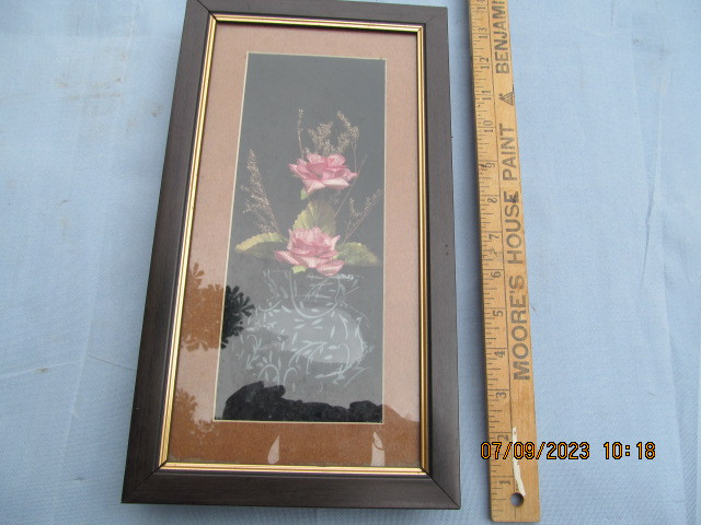 Picture in frame in Home Décor & Accents in Stratford