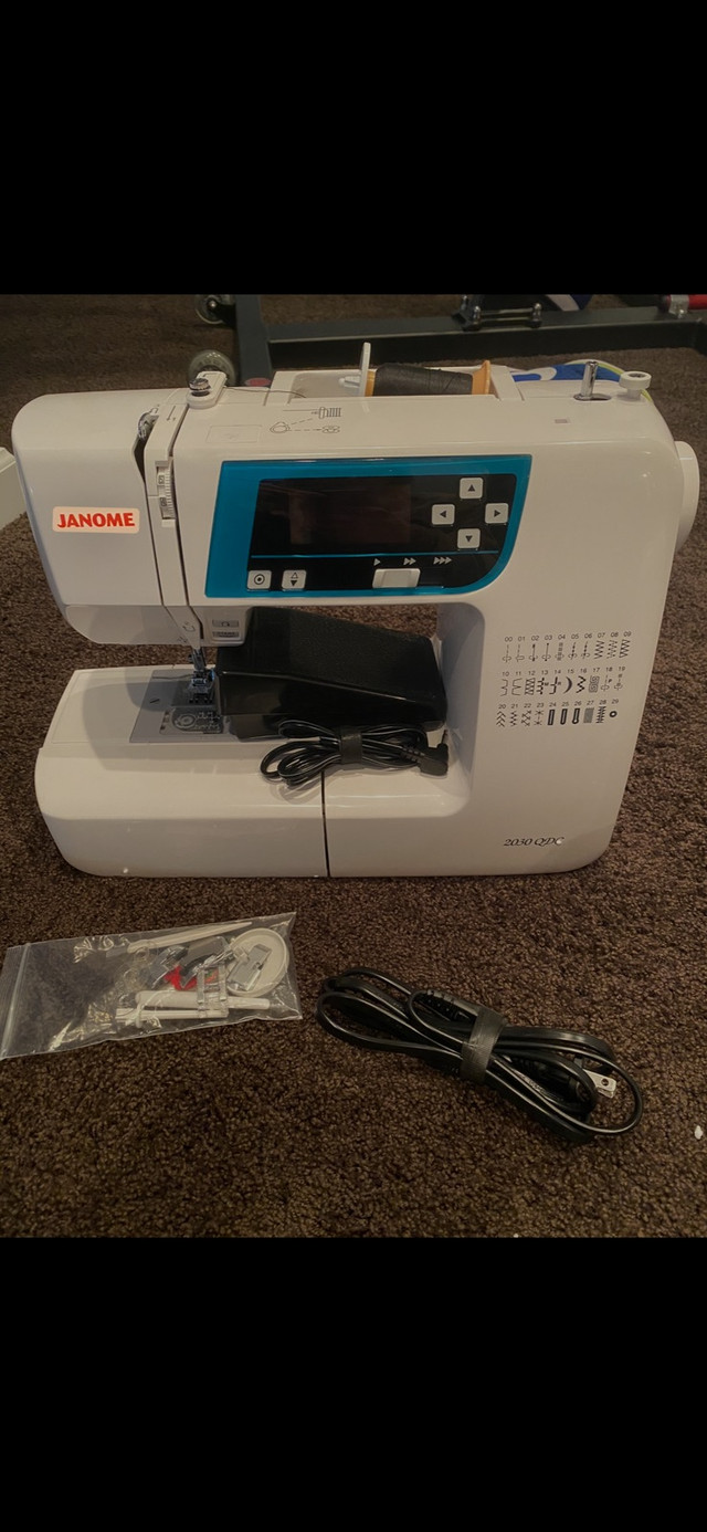Janome sewing machine in Hobbies & Crafts in Edmonton