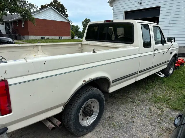 1996 F250 Ford Extendacab long box62863710124547124