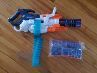 Fusil minigun Nerf avec balles