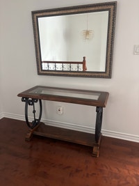 console and mirror/ entry way table Laval / North Shore Greater Montréal Preview