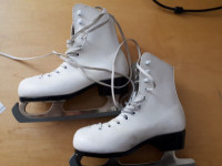 Patin a glace blanc pour fille, Grandeur 1