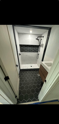Tile installer/ Kitchen/Bathroom Renovation Flooring services