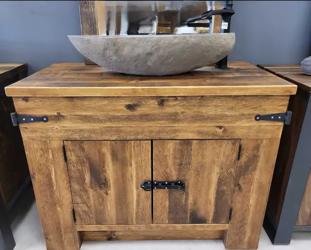 Lavabos en Pierre & Bois Pétrifié, Vanité en Bois Massif  in Bathwares in Laval / North Shore - Image 3