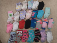 27 Pairs of Baby Socks - Shoe Size 6-8