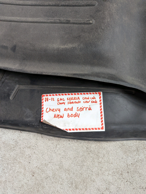 Rear mat for 08-13 Chevy crew cab in Other in Barrie - Image 3