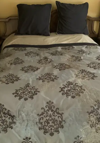 comforter queen size, View more