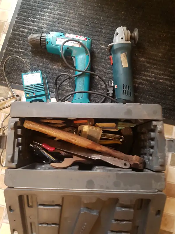 Grinder- Makita- 5" angle grinder. Drill. Tools in Power Tools in City of Toronto - Image 2