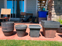 Decorative garden planter pots