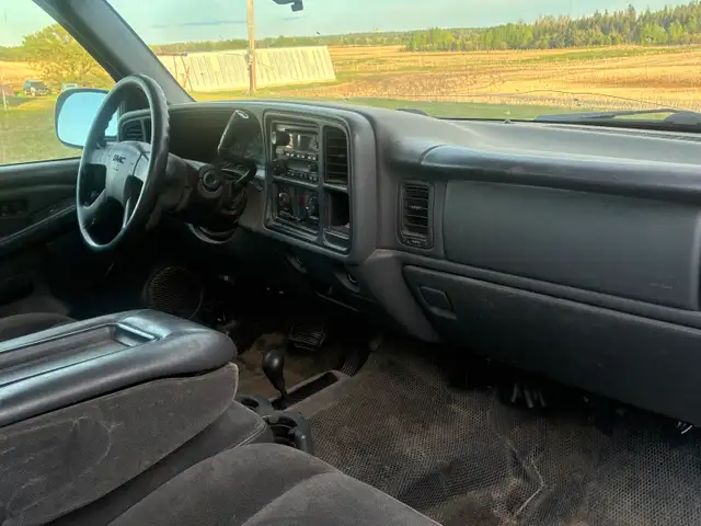 2005 GMC Sierra 511269214345635846