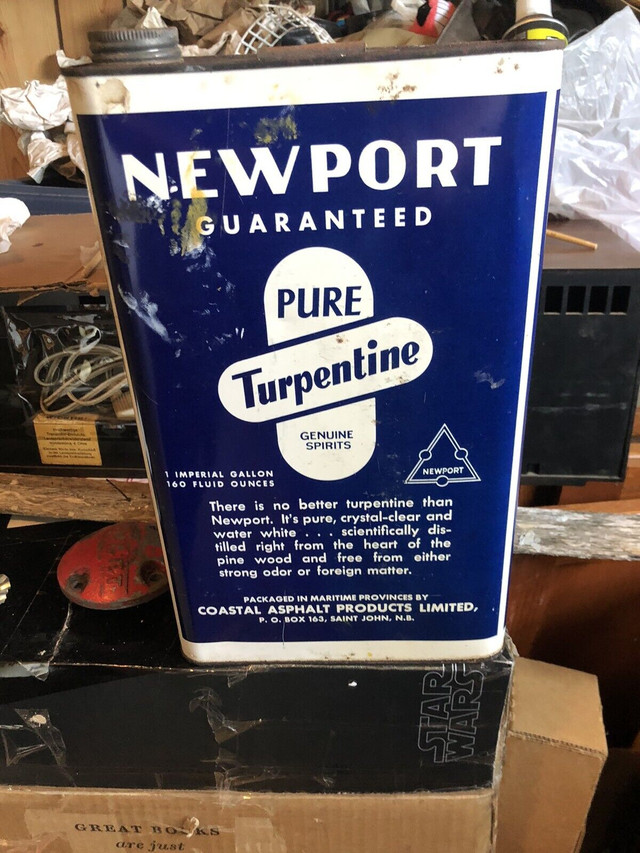 Newport turpentine tin / Oil Cans  White Rose Enarco Supertest  in Arts & Collectibles in Cape Breton - Image 3