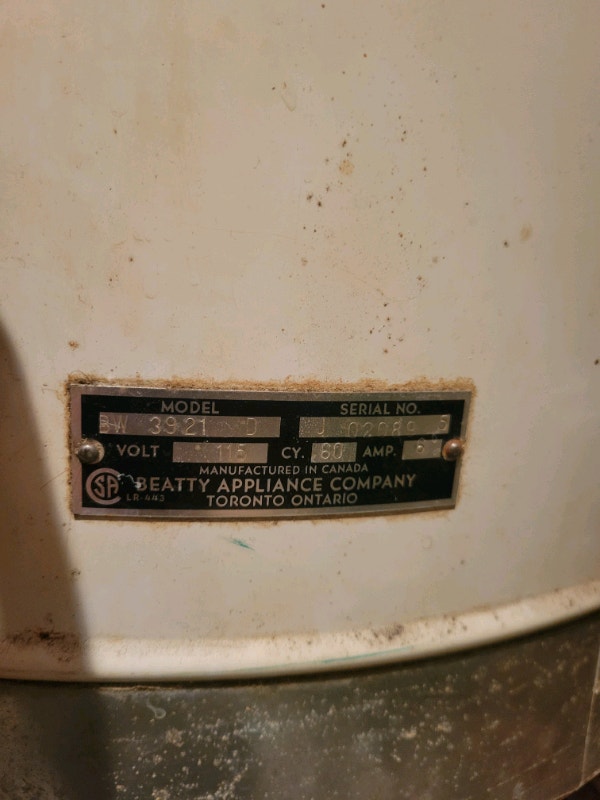Vintage Beatty washing machine with ringer (1950s) antique Washers