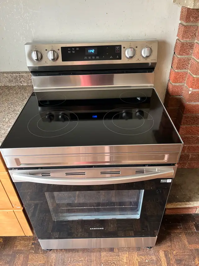 brampton full 3 beds basement in Room Rentals & Roommates in Mississauga / Peel Region - Image 3